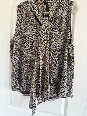 Chico's Sleeveless Leopard Tie-Neck Blouse - Beige, Black